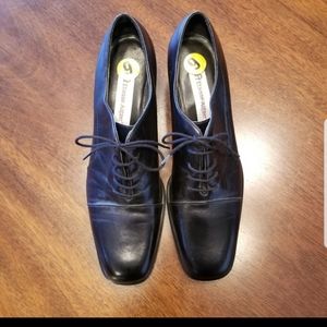 Etienne Aigner Big City Oxford